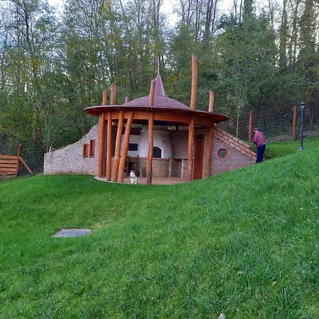 Gasthof Vendeghaz Petoerke Bárdudvarnok