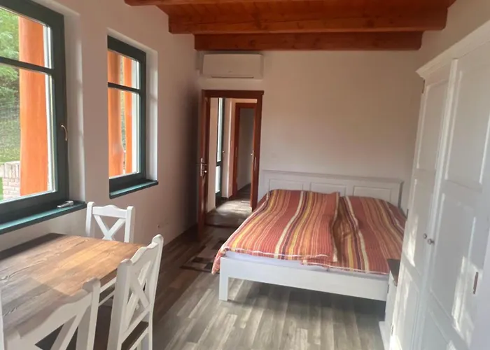 Vendeghaz Petoerke Gasthof *